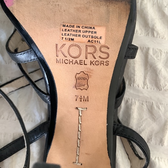 Kors Michael Kors black strap high heels size 7.5 - Picture 7 of 12
